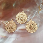 Collier médaille DENTELLE